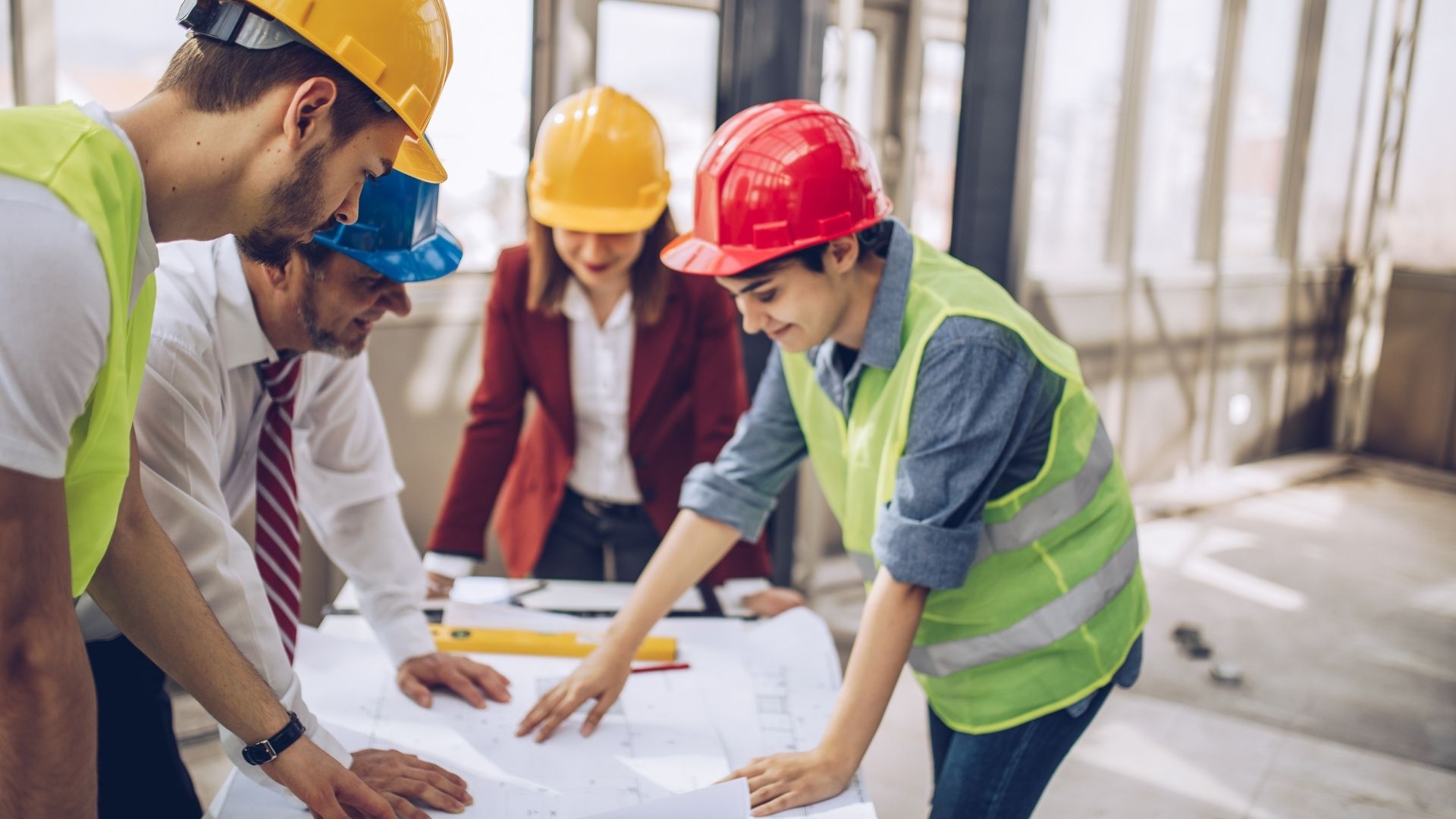 trabajador extranjero en España arraigo sociolaboral