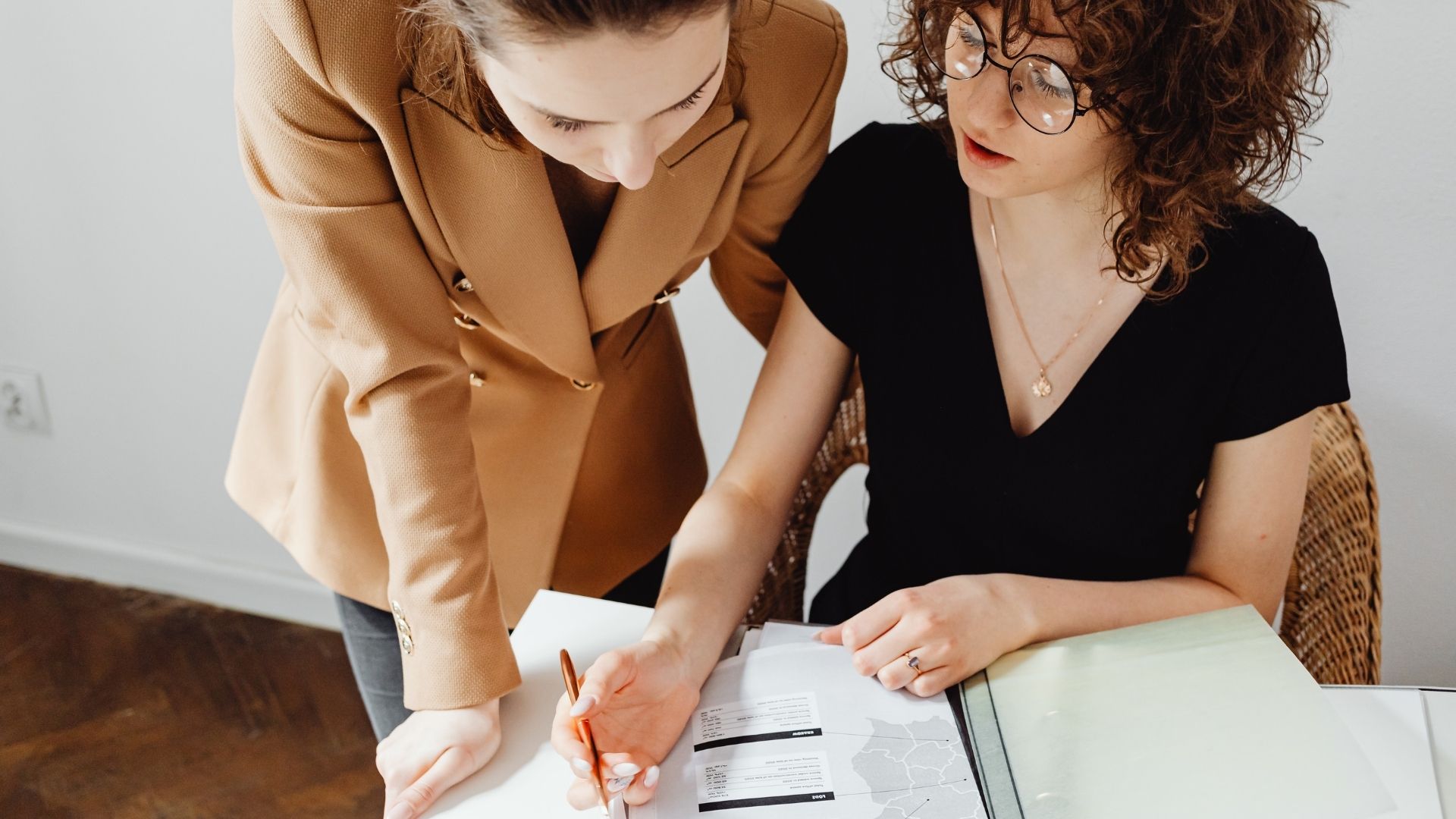 Diferencias entre ser expatriado y ser residente legal